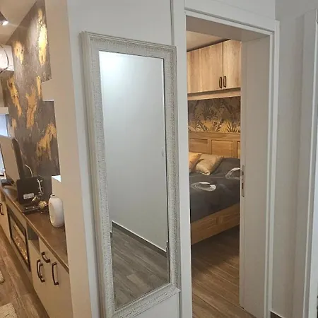 Batajnicki Lux *
