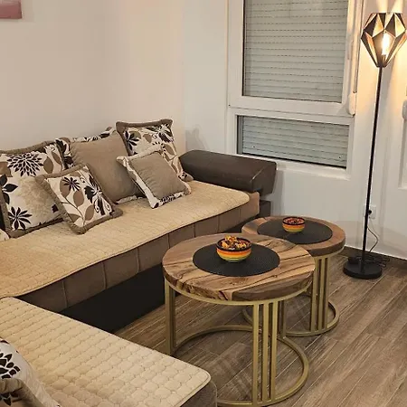 Apartment Batajnicki Lux *