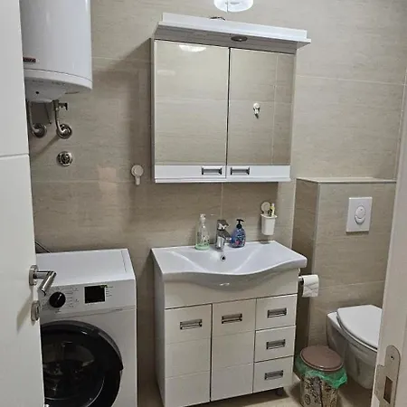 Batajnicki Lux * Belgrade